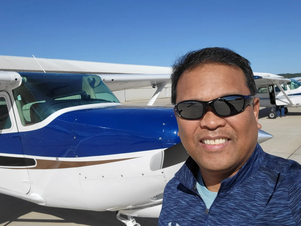 Tonie Santos Joins Right Rudder Marketing as our Newest Operation Director
